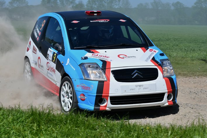 Simon Larsen og Carina Møller kørte sig i Top 5 på fem af rallyets første seks prøver
(Foto: MD/autoMOTIV - specialpress@gmail.com)